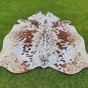 Brown and White Real Cowhide Rug Tricolor Speckled Cowhide for Western Home Decor Brindle Cowhide Skin Rug Hair On Luxury Cowhide Area Rug