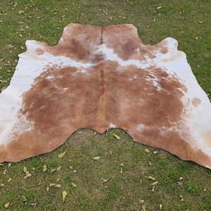 Alfombra de cuero de vaca marrón y blanco, alfombra de piel de animal exótico, alfombra de área de sala de estar grande, alfombra de piel de vaca hecha a mano, cuero de tapicería estética del dormitorio