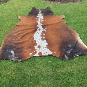 Cowhide Rug Brown, Rindsfellteppich Brown & White, Tricolor Home Decor Echtes Lederteppich, Large Area Rug, Cow Skin for Bedroom Aesthetic