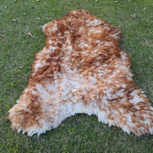 Brown Sheepskin Rug, Exotic White Sheep Skin Rug, Icelandic Lamb Skin Area Rug, Home Decor Sheepskin Pelt, Leather Throw Rug for Living Room