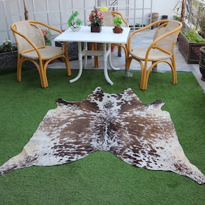 Alfombra de cuero de vaca moteada de marrón y blanco, alfombra de cuero de piel de vaca exclusiva de color atigrado, alfombra de cuero de vaca tricolor para la decoración del hogar, alfombra de la sala de estar