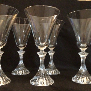 Mikasa Stratton Hand Blown Water/Wine Goblets - Set of 7