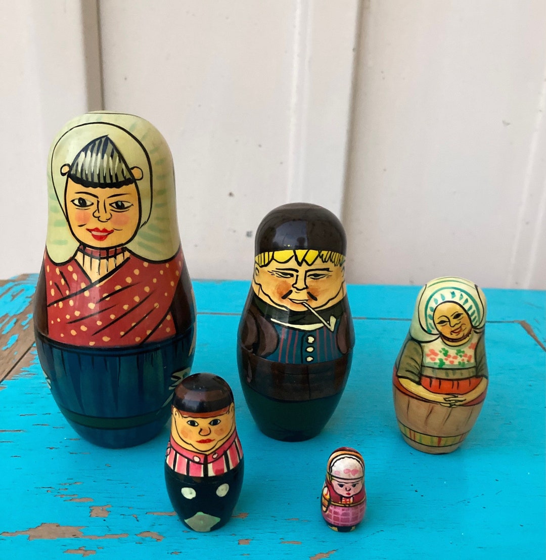Vintage Nesting Dolls - Etsy