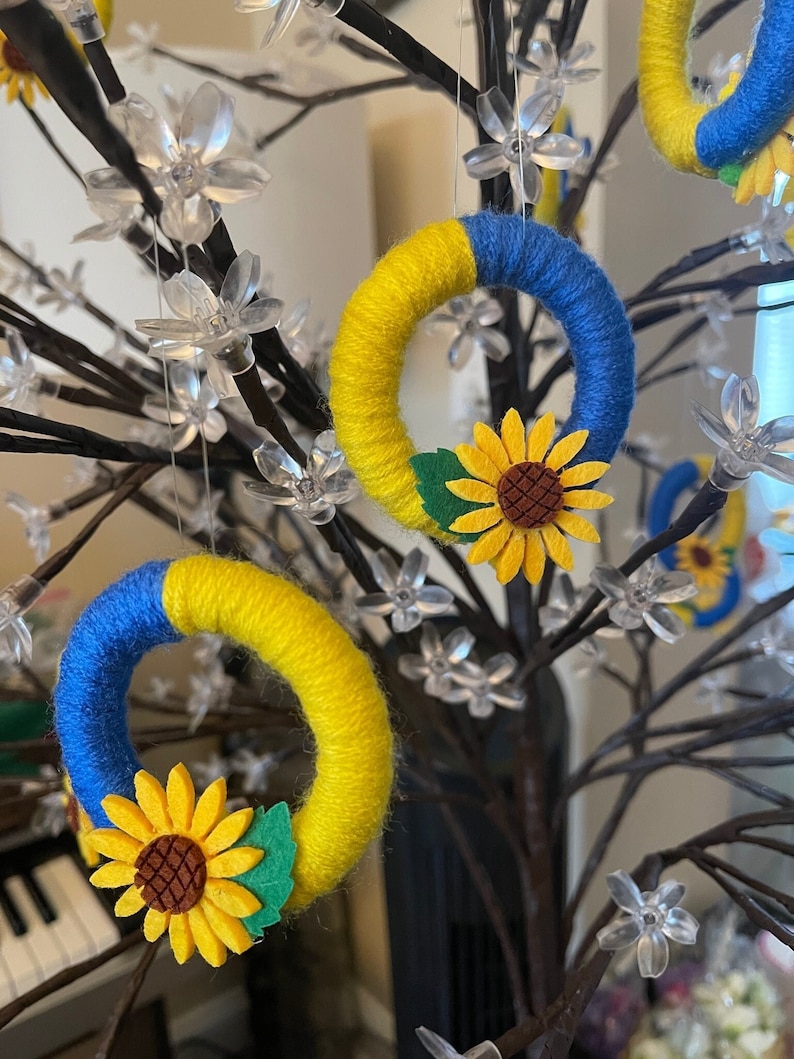 Ukrainian Wreaths Ukraine Flag Color Yarn Wreaths Etsy