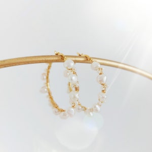 Gold Woven Wire Hoop Earrings, Woven pearls Earrings,  Real pearl hoop Earrings