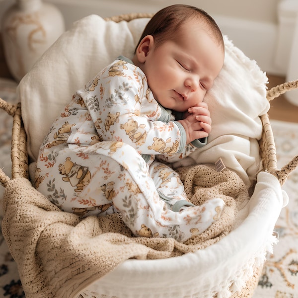 BEST SELLER - Winnie The Pooh Baby Sleeper Gender Neutral Pajamas Newborn Baby Classic Pooh Bear Zip Up Sleepers Girl & Boy Outfit Hospital
