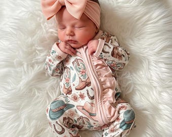 BEST SELLER Western Outfit for Girl Baby-Sleeper with Zipper Convertible Hands & Feet Cowboy Print Double Zipper Baby Come Home Outfit