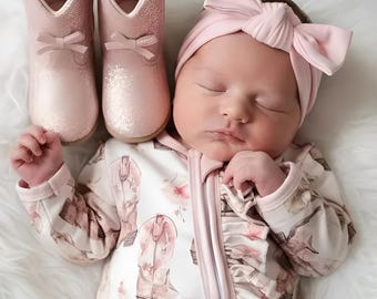 BEST SELLER - Western Girl Baby-Sleeper Water Color Cowboy Boot Print Baby Come Home Outfit little Cowgirl Infant Pajamas Shower Gift
