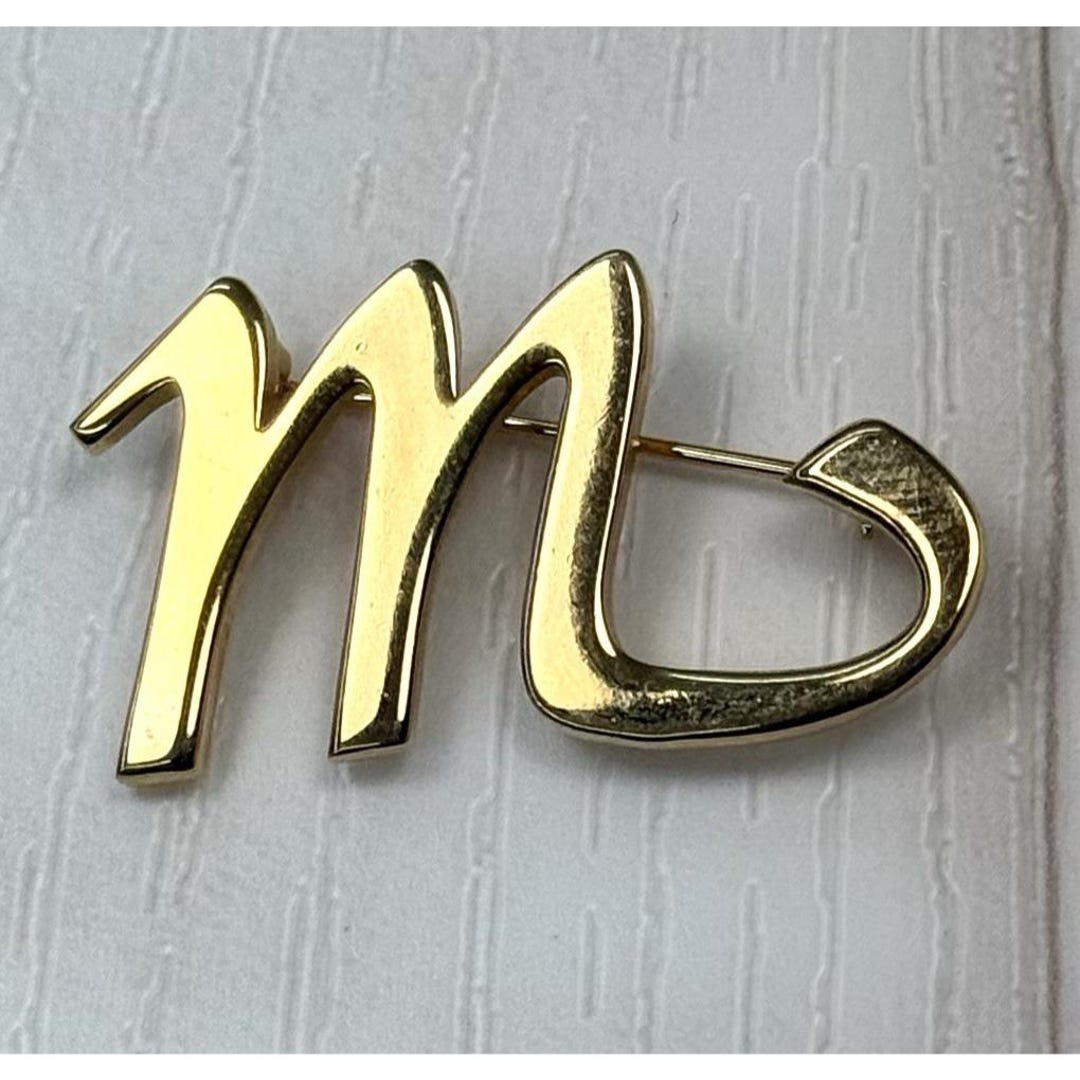 Script Brooch VTG 1.5