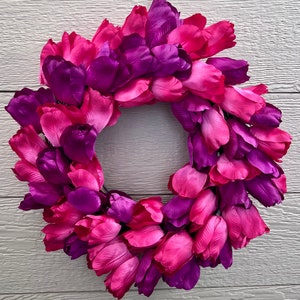 Tulip Wreath for Front Door, Fuchsia, Purple, Pink,  Spring, Summer, Valentine's Day