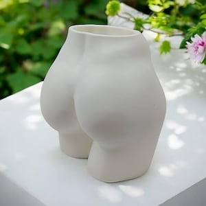 Butt Planter | Female booty Pot | Cheeky Plant Decor Gift