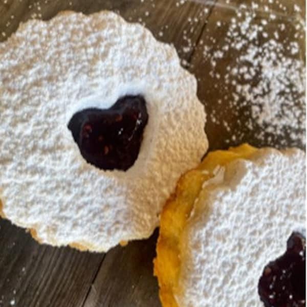 Linzer Jam Cookies (Scallop Circle Shape)