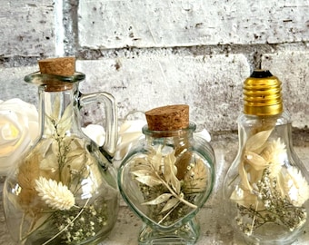 White Meadow Terrarium : Dried Flowers - Bookshelf & Desk Decor, Flower Vase, Gifts For Her