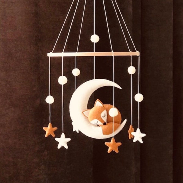 Móvil de bebé zorro durmiente, móvil de bebé zorro, móvil de zorro durmiendo en la luna, decoración de guardería de zorro, móvil de bebé de noche estrellada, zorro de guardería neutral