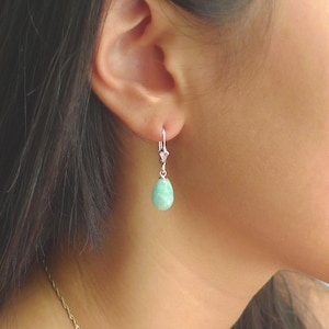 Amazonithängande örhängen: 925 sterlingsilver, ljusgrön ädelsten / E07