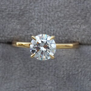 1.5 Carat Round Diamond Engagement Ring, 14K Yellow Gold Solitaire Ring