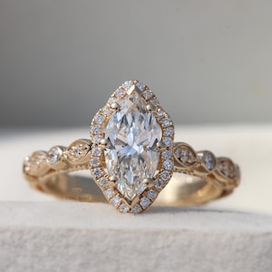 Marquise Cut Lab Grown Diamond Engagement Ring, 1.50CT IGI Certified Marquise Ring, 18K Solid Gold Bridal Ring, Vintage Wedding Ring For Her