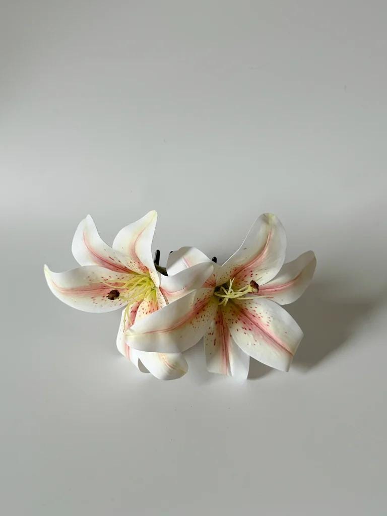 Sunday State White Calla Lily Flower metal claw clip ⚡️⭐️Sunday State Flower Claw Clips New | Mercari main image 4