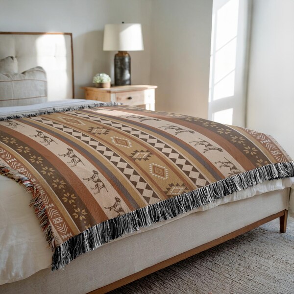 German Shorthaired Pointer Throw Blanket – Aztec Rustic Woven Blanket
