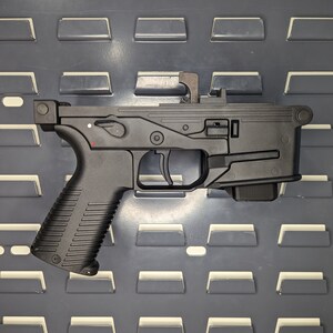 Magwell Mount for B&T APC / GHM / SPC /TP9 9mm / 45 - SecureIt / Akro-Mils | Rifle Holder Storage Rack