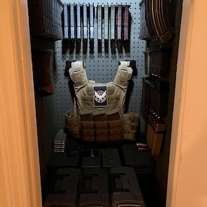 Plate Carrier / Body Armor Mount - Pegboard / IKEA Skadis / Wall Control / Vaultek | Gear Holder Storage Rack