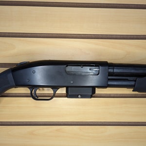 Magwell Mount for Mossberg 88 / 500 / 590 - Slatwall | Shotgun Holder Storage Rack