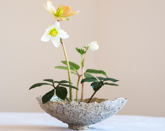 Ikebana Bowl Ceramic – Wabi Sabi Flower Bowl – Handmade Floral Arrangement Dish – Japanese Inspired