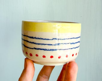 Modern ceramic mug, graphically hand-painted – Lido Cup for cappuccino & flat white