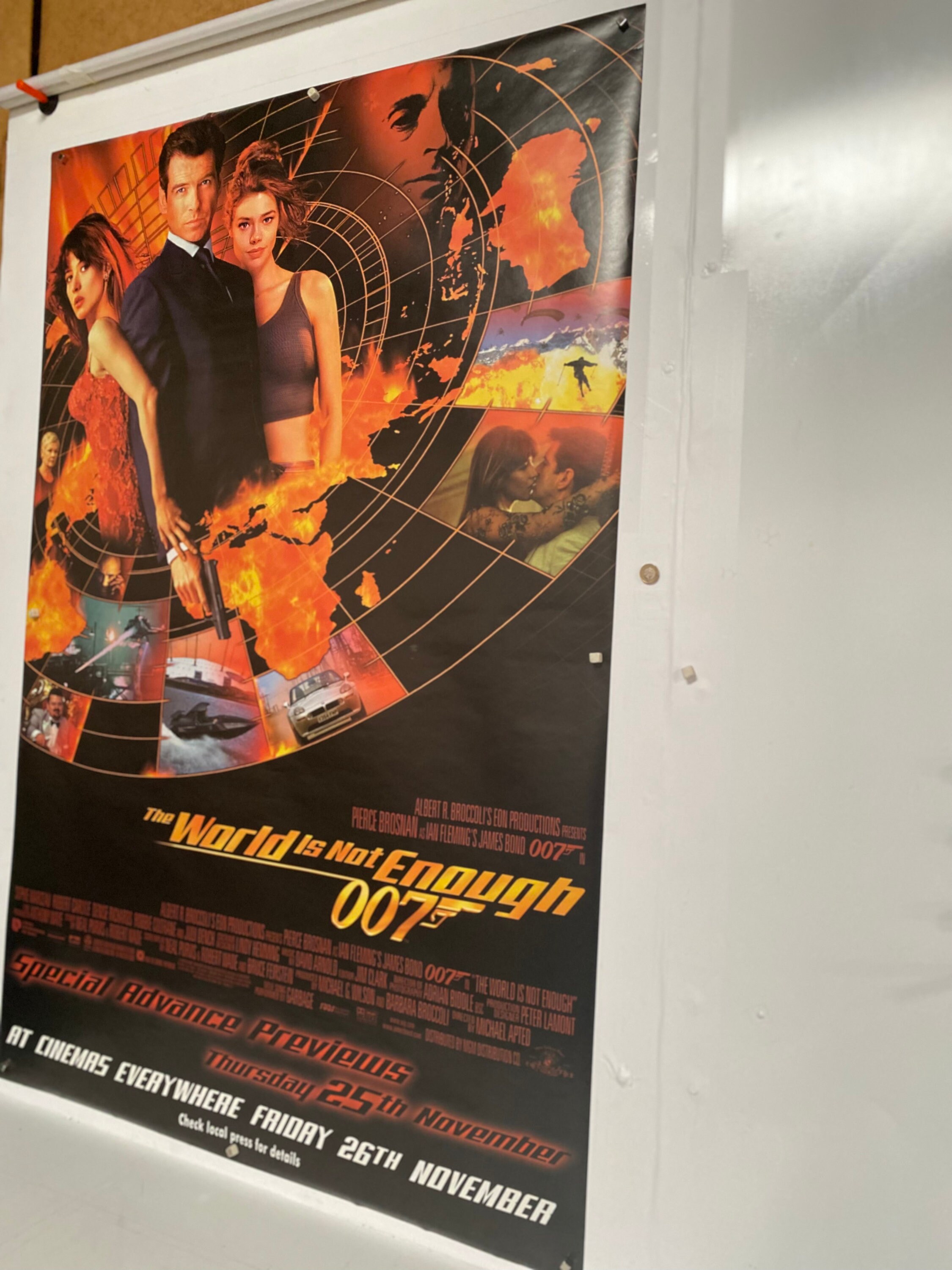 The World is Not Enough (1999) Vintage Original Subway Poster 40