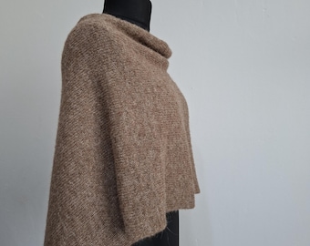 Maxi pochette : l'accessorio perfetto dal mattino alla sera