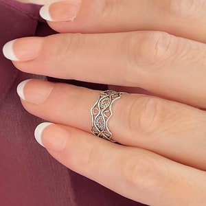 Szeroki pierścionek midi ze srebra próby 925, ręcznie wykonany, filigranowy, szeroki, 8 mm, boho, do łączenia ze sobą, ręcznie robiony prezent