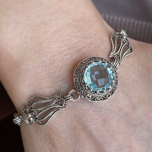 Hemelsblauwe topaas zilveren Victoriaanse bloemenarmband, 925 sterlingzilver echte edelsteen ambachtelijke handgemaakte filigraanarmband vrouwen sieraden