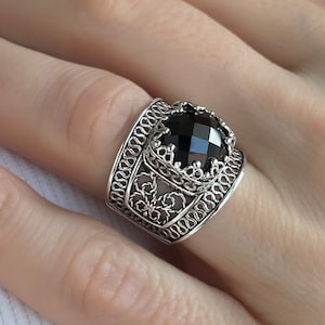 Black Spinel 925 Silver Boho Gothic Bold Ring, Sterling Silver Handmade Trendy Women Filigree Ring, Goth Chunky Square Ring for Her