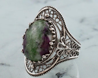 Ruby Zoisite Silver Victorian Filigree Ring, 925 Sterling Silver Artisan Made Gothic Women Statement Ring, Handmade Floral Cocktail Ring