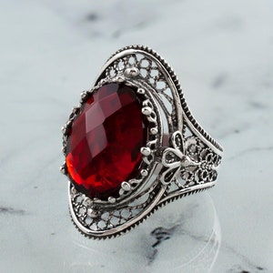 Ruby Silver Gothic Floral Women Filigree Ring, 925 Sterling Silver Artisan Made Boho Floral Statement Ring, Goth Handmade Cocktail Ring