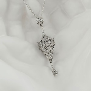 Collar con colgante ondulado de margaritas de plata de ley, colgante con dije de cúpula floral, filigrana artesanal hecha a mano, estilo bohemio, para mujer, joyería