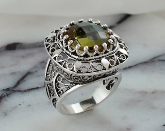 Alexandrite Silver Bold Gothic Women Ring, 925 Sterling Silver, Color Changing Gemstone Handmade Filigree Statement Unisex Ring Jewelry