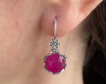 Ruby Silver Filigree Boho Women Drop Tiny Earrings, 925 Sterling Silver, Red Corundum Gemstone Handmade Dangle Floral Goth Nature Earrings