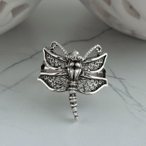 925 Sterling Silver Gothic Dragonfly Ring, Artisan Made Handcrafted Filigree Women Flying Insect Ring Statement Ring, Handmade Jewelry