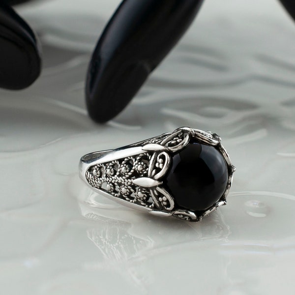 Black Onyx Silver Gothic Cocktail Ring, 925 Sterling Silver Artisan Handmade Medieval Goth Filigree Statement Ring