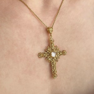 Mother Pearl Gold Handmade Silver Cross Pendant Necklace, 925 Sterling Silver 18K Gold Plated Filigree Fancy Floral Holy Cross Jewelry