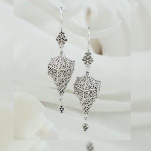 925 Sterling Silver Wave Dome Dangle Earrings, Leaf Drop Earrings Artisan Made All Around Wavy Filigree Earrings Handmade Jewelry