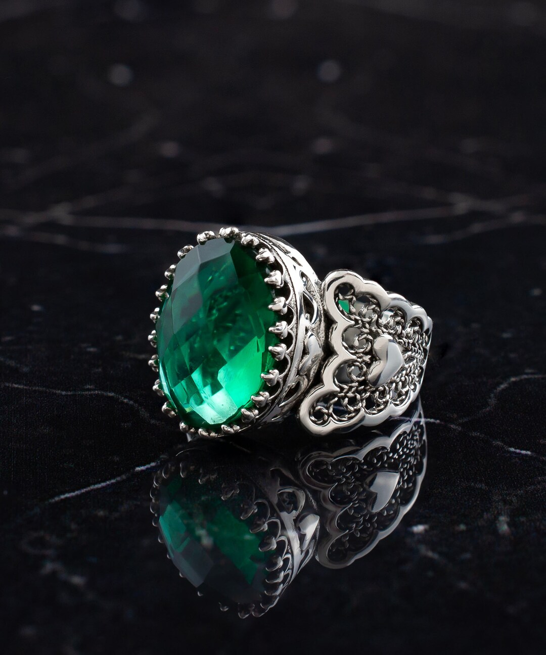 Emerald Silver Gothic Victorian Heart Ring, 925 Sterling