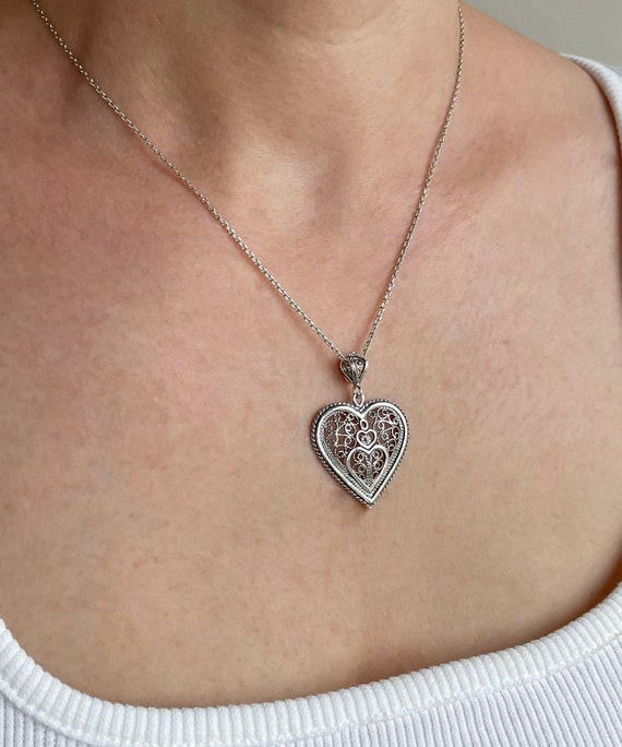 Collana a forma di cuore celtico, ciondolo delicato in argento sterling