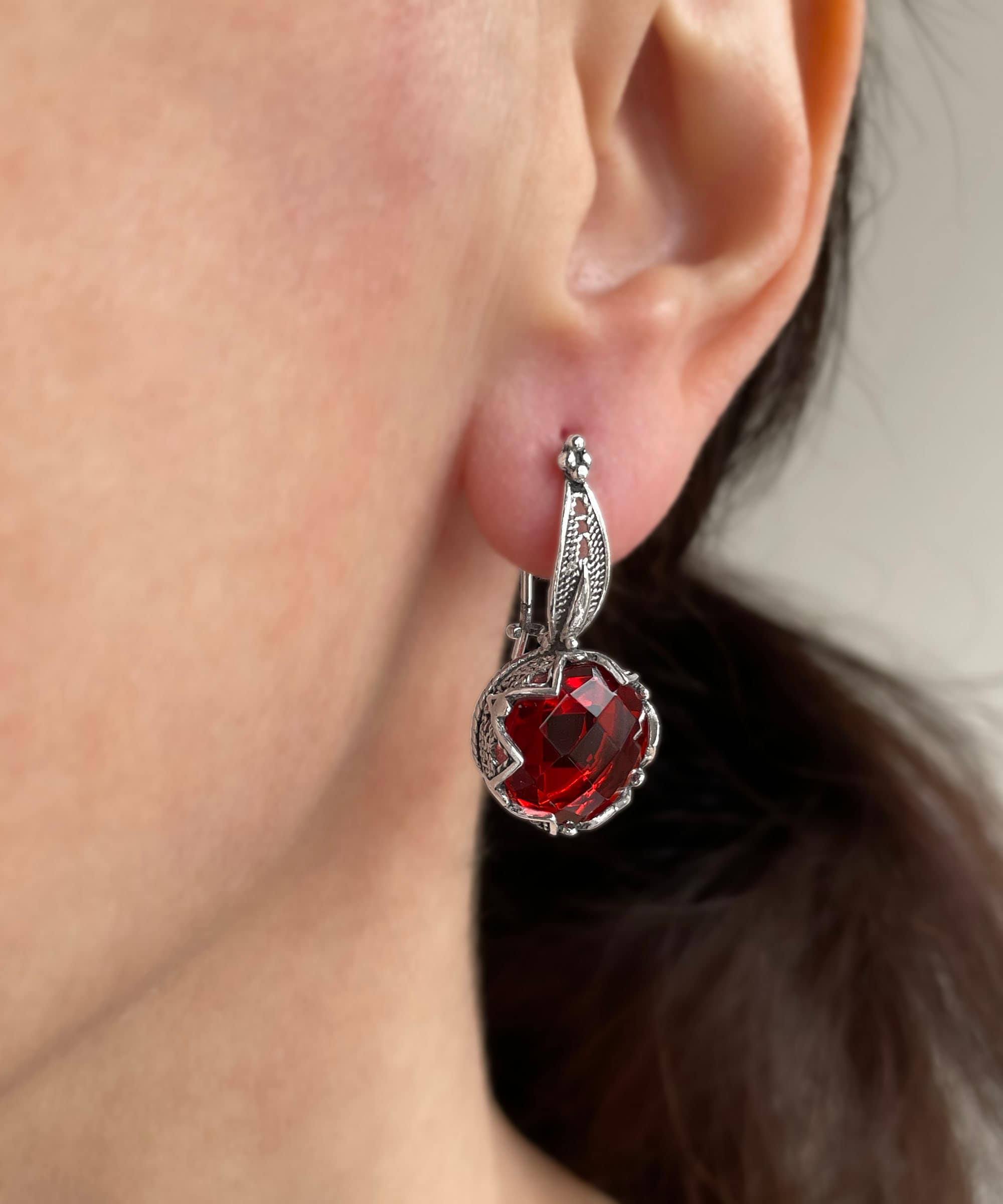 Handgefertigte Ohrringe Mit Zitronenquarz – Blumen-Design, Graviert & Oxidiert