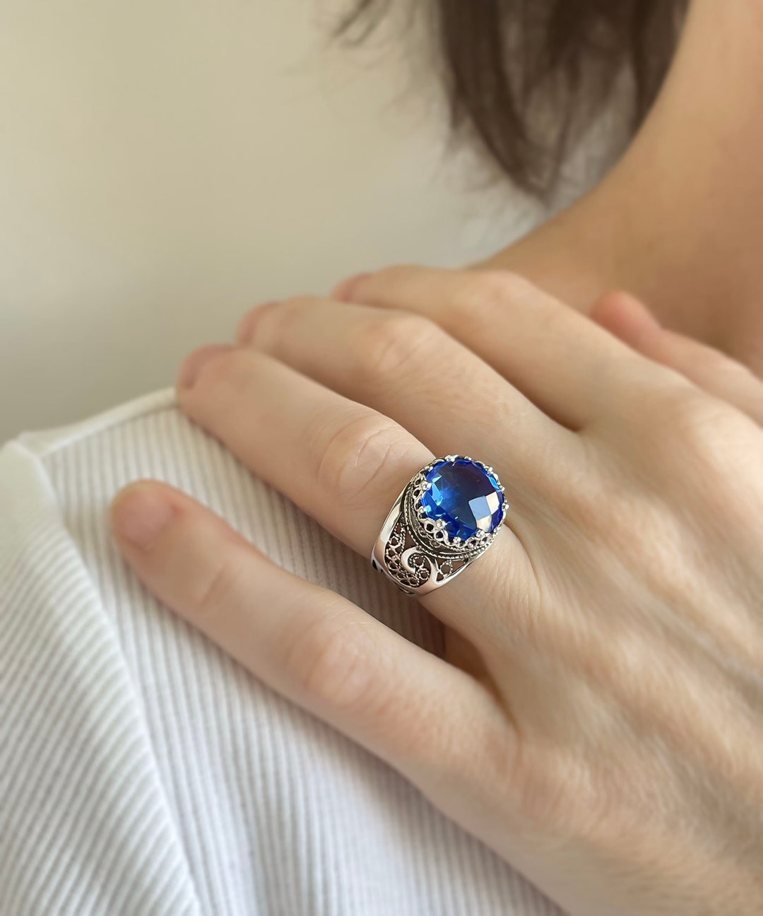 Women's Retro Antique Silver Blue Stone Flower Midi Bohemian Style Rings main image 1