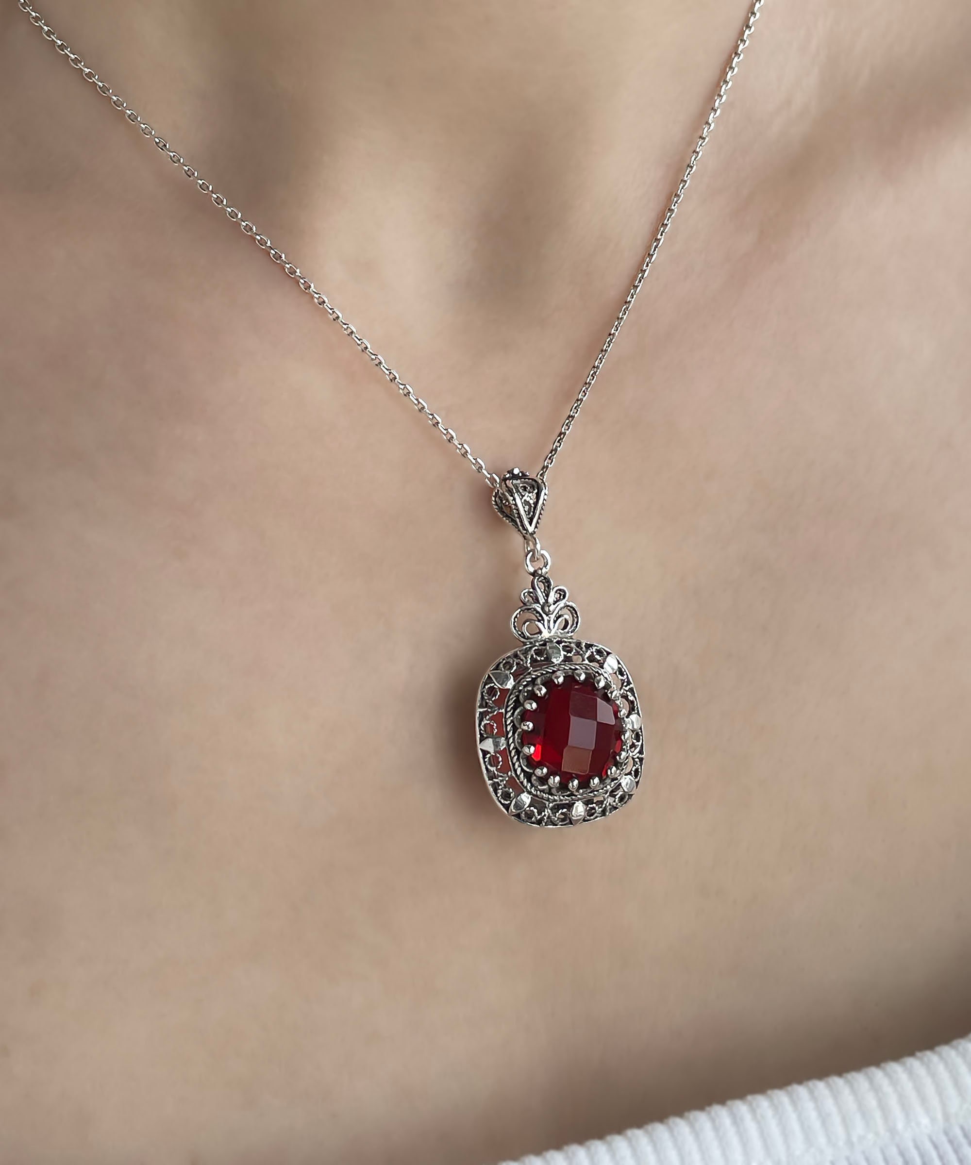 【argen】Ruby point silver925 necklace Ruby Gemstone Silver Gothic Pendant Necklace, 925 Sterling