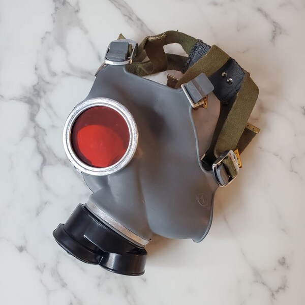 Vintage Rubber Gas Mask Gray. Latex Gear Fetish Golden Shower Piss BDSM Bondage Gay Sex Role Play Kinky Gimp Suit Gag Punishment Top Dad