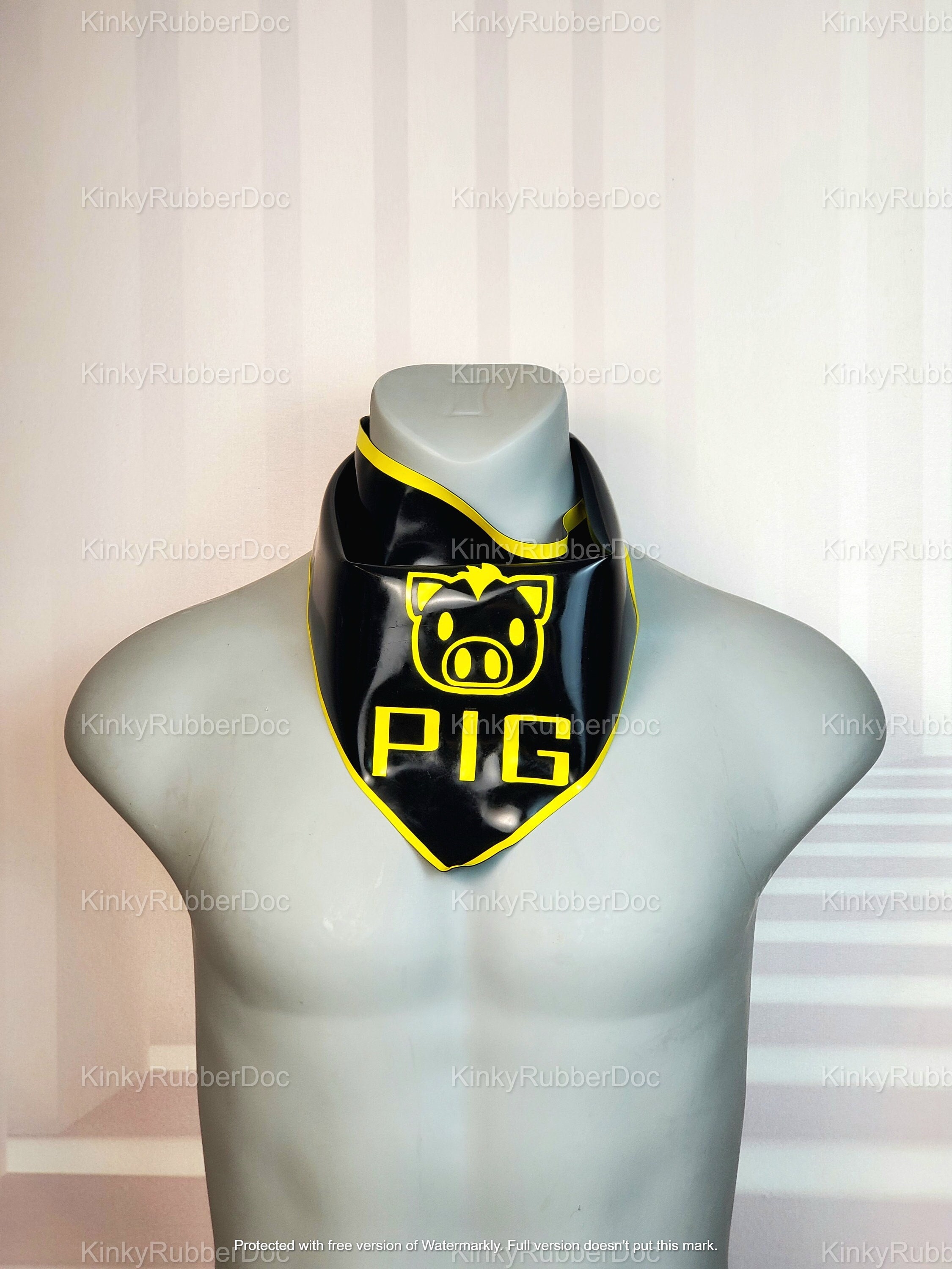 Latex Bandana Pig Scarf. Rubber Gear Gay Accessoires T-shirt Catsuit Sex Role Play Puppy Gimp Suit Unisex Sub Party Cruising Pride Outfit