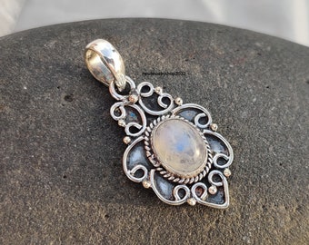 Moonstone Pendant, Sterling Silver Pendant, Rainbow Moonstone, Beautiful Necklace, Beautiful Moonstone Pendant, Handmade Pendant, BT171